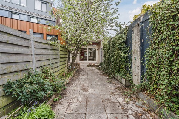 Medium property photo - Van Bossestraat 27, 2613 CN Delft